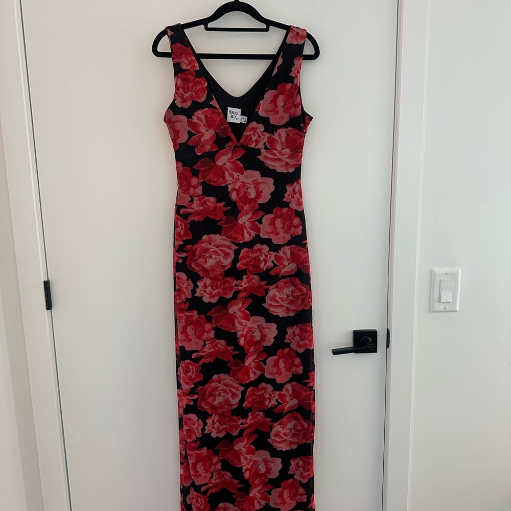 Princess Polly Floral V-Neck Maxi Dress